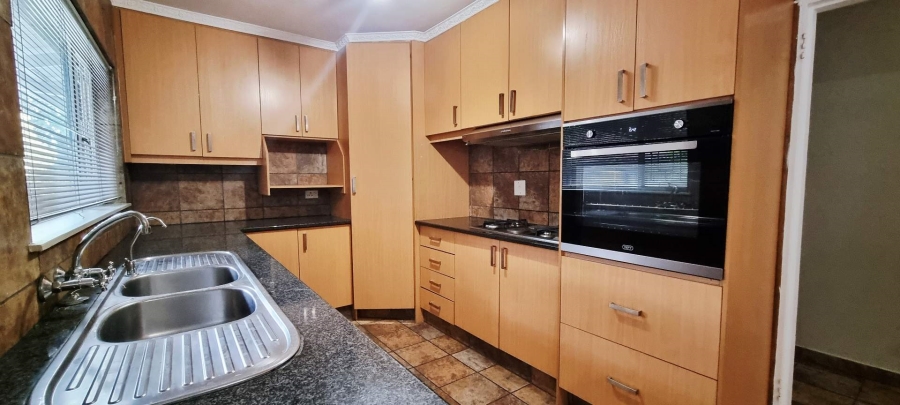 5 Bedroom Property for Sale in Bayswater Free State